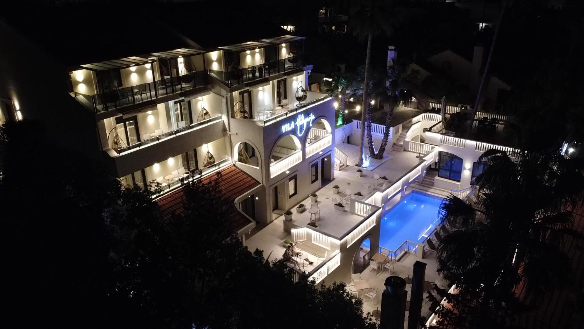 Hotel Vila Hedonija Herceg Novi Ngoại thất bức ảnh