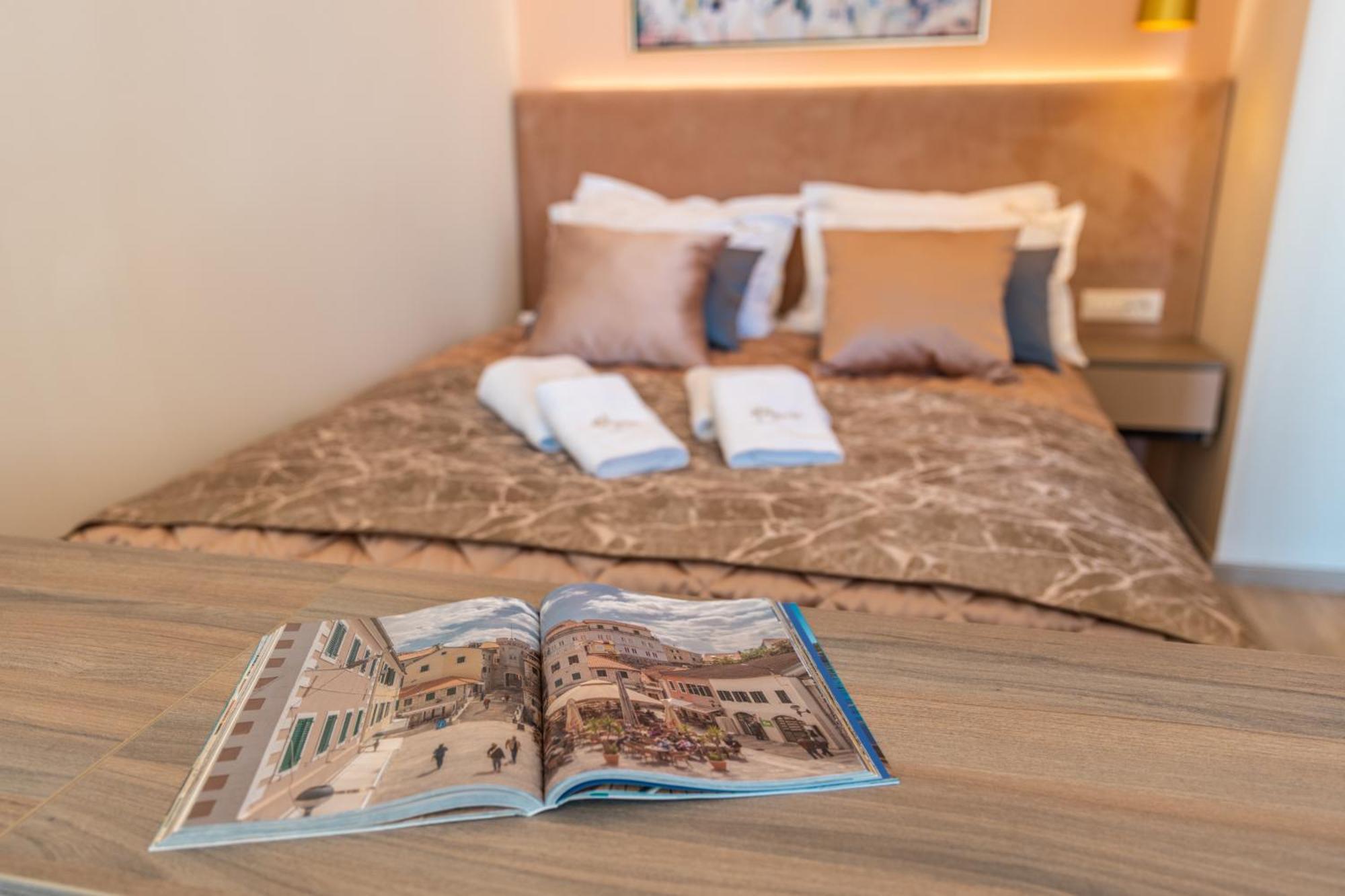 Hotel Vila Hedonija Herceg Novi Phòng bức ảnh