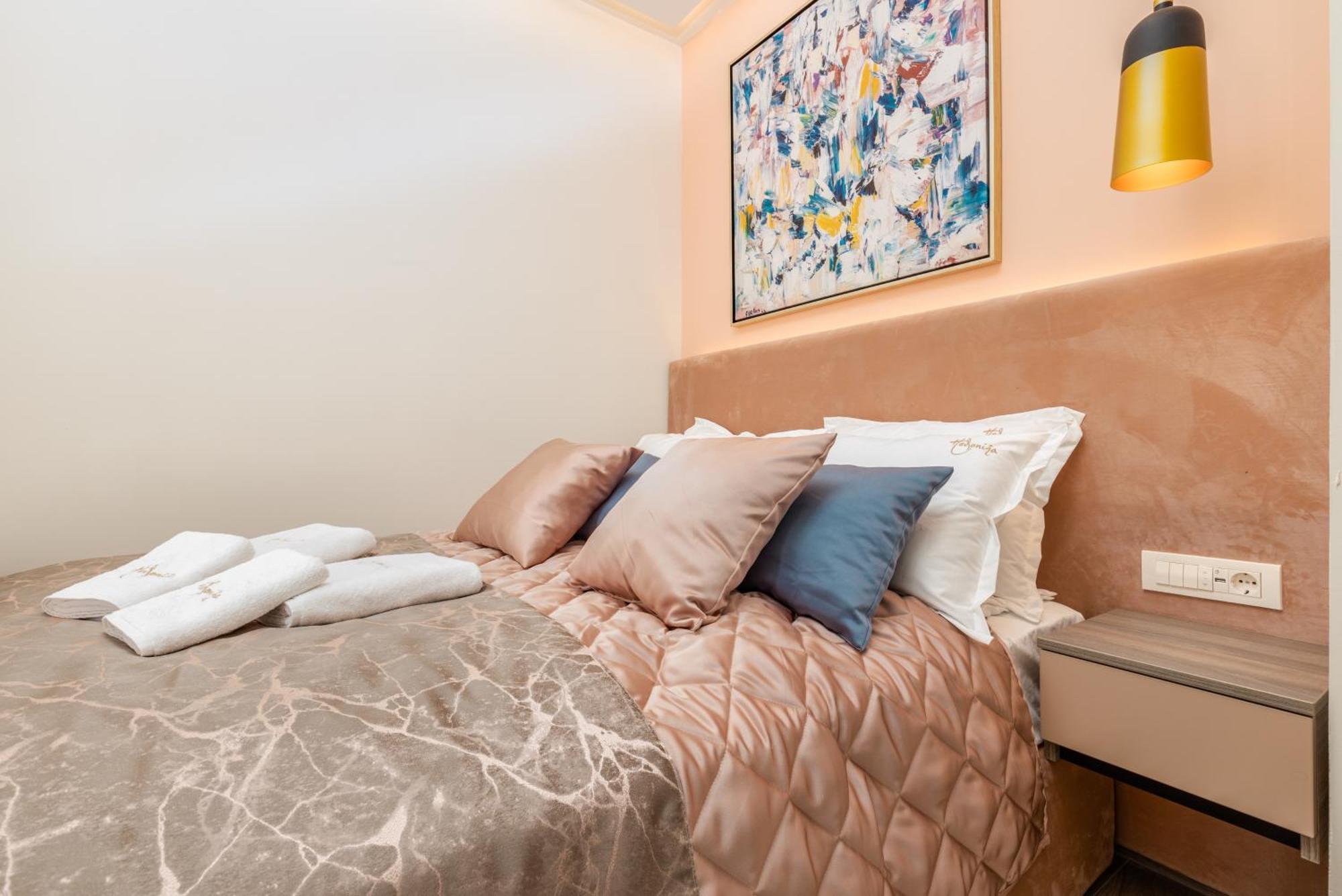 Hotel Vila Hedonija Herceg Novi Phòng bức ảnh